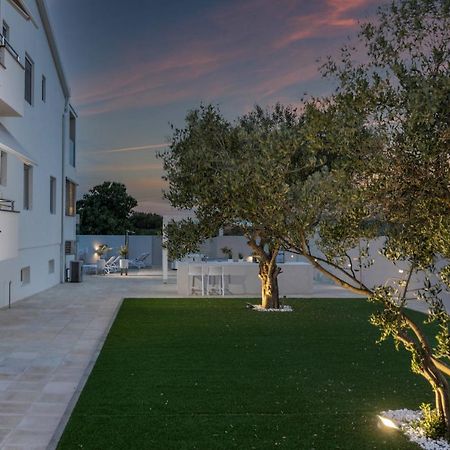 Lalic Gallery Villa 比比涅 外观 照片
