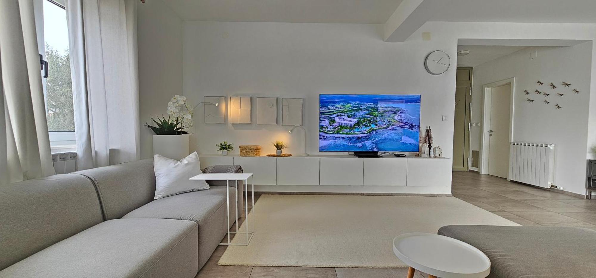Lalic Gallery Villa 比比涅 外观 照片