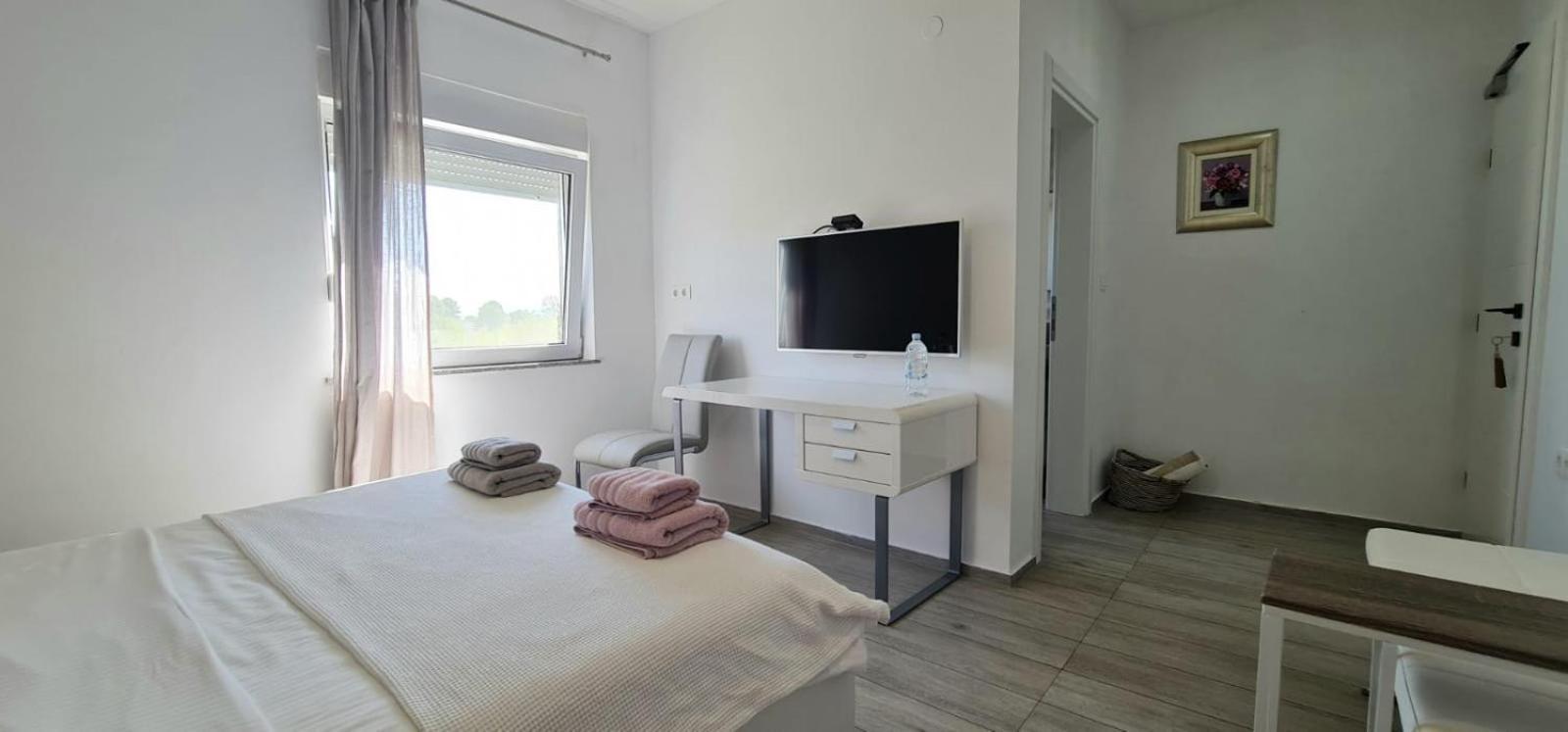 Lalic Gallery Villa 比比涅 客房 照片