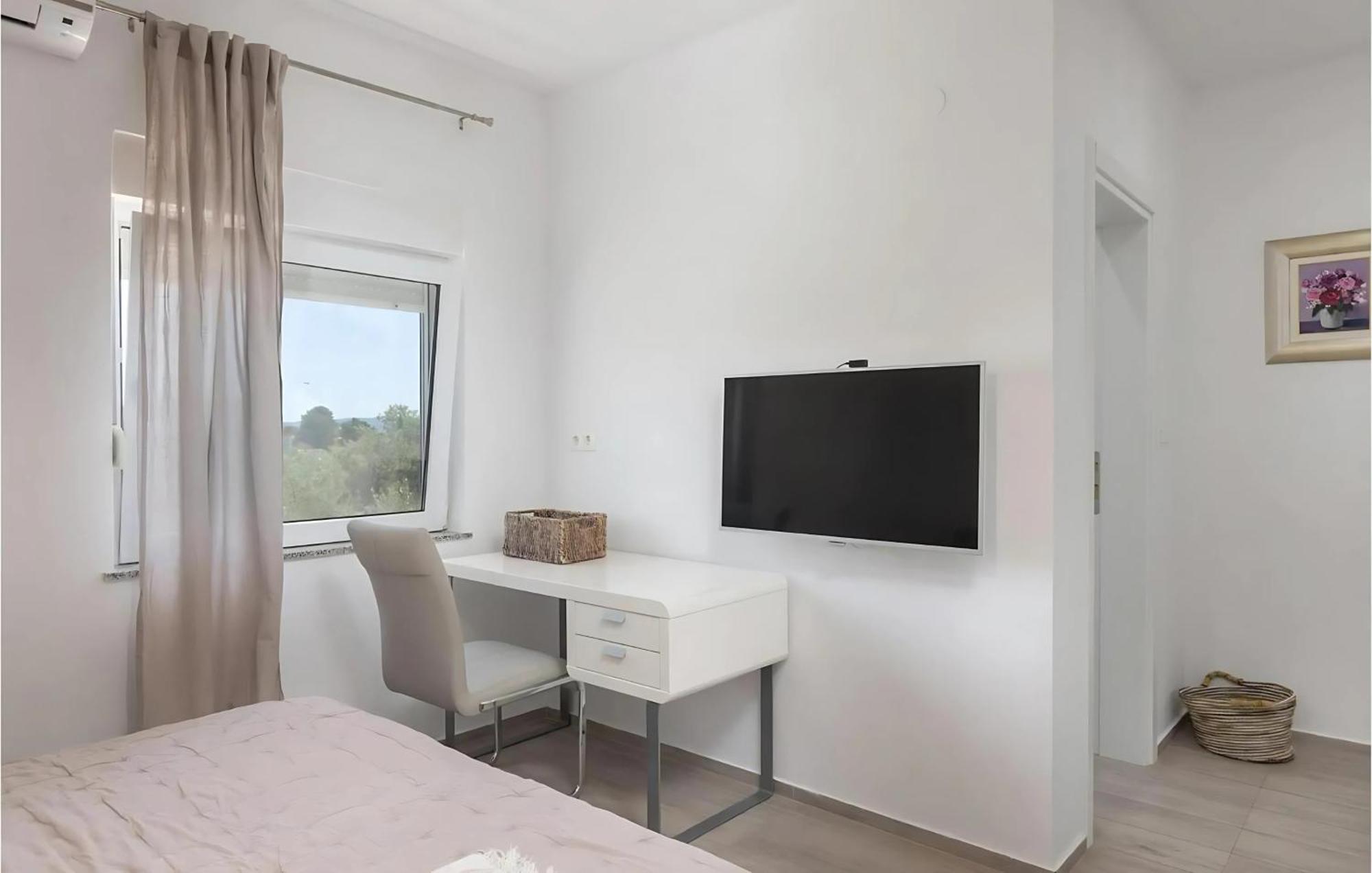 Lalic Gallery Villa 比比涅 外观 照片