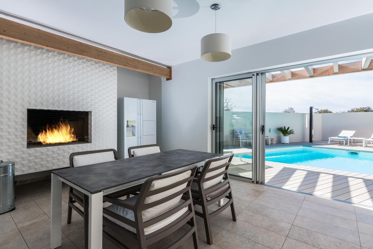 Lalic Gallery Villa 比比涅 外观 照片